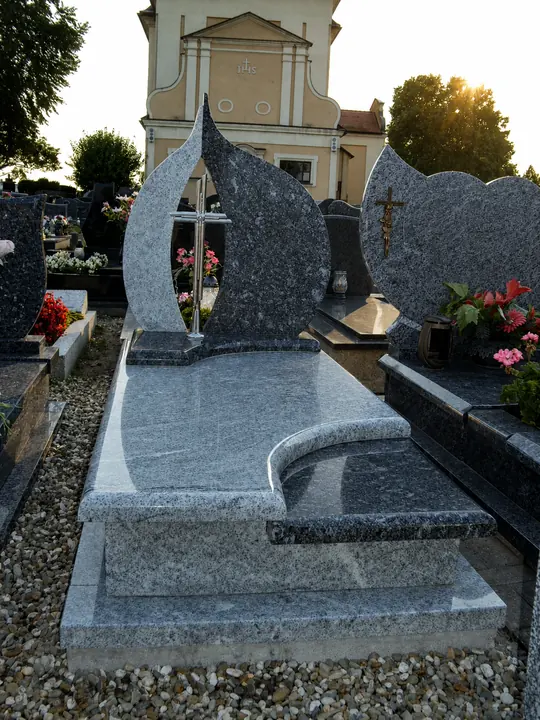 Realizacja zakładu kamieniarskiego